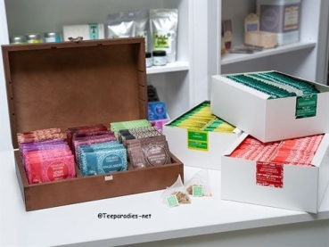 1836: Halbfermentierter Tee China Milky Oolong aromatisiert 50 Pyramidenbeutel im Sachet à 3 g.